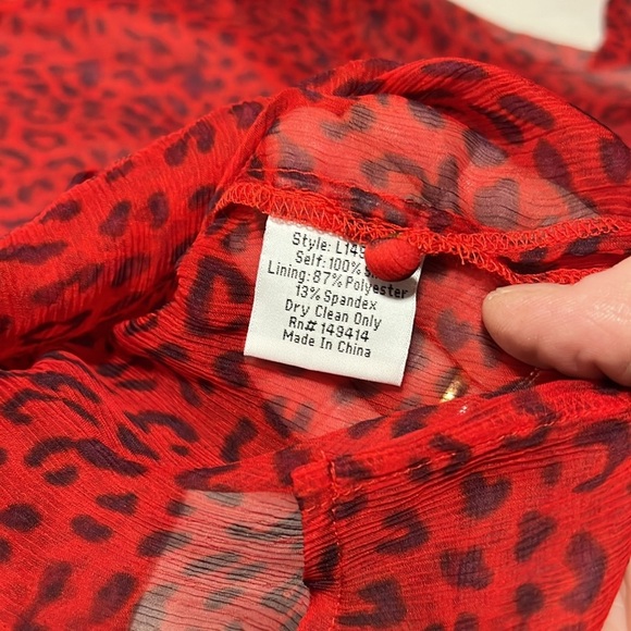 Johnny Was | Jade Whitney Ruffle Silk Blouse in Red and Navy Size M with Slip - Picture 15 of 16